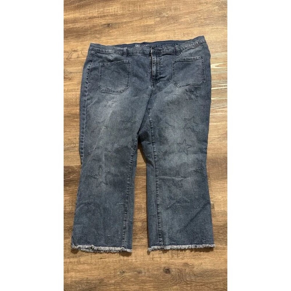 D2 Denim Capri Jeans – Women’s Plus Size 22W